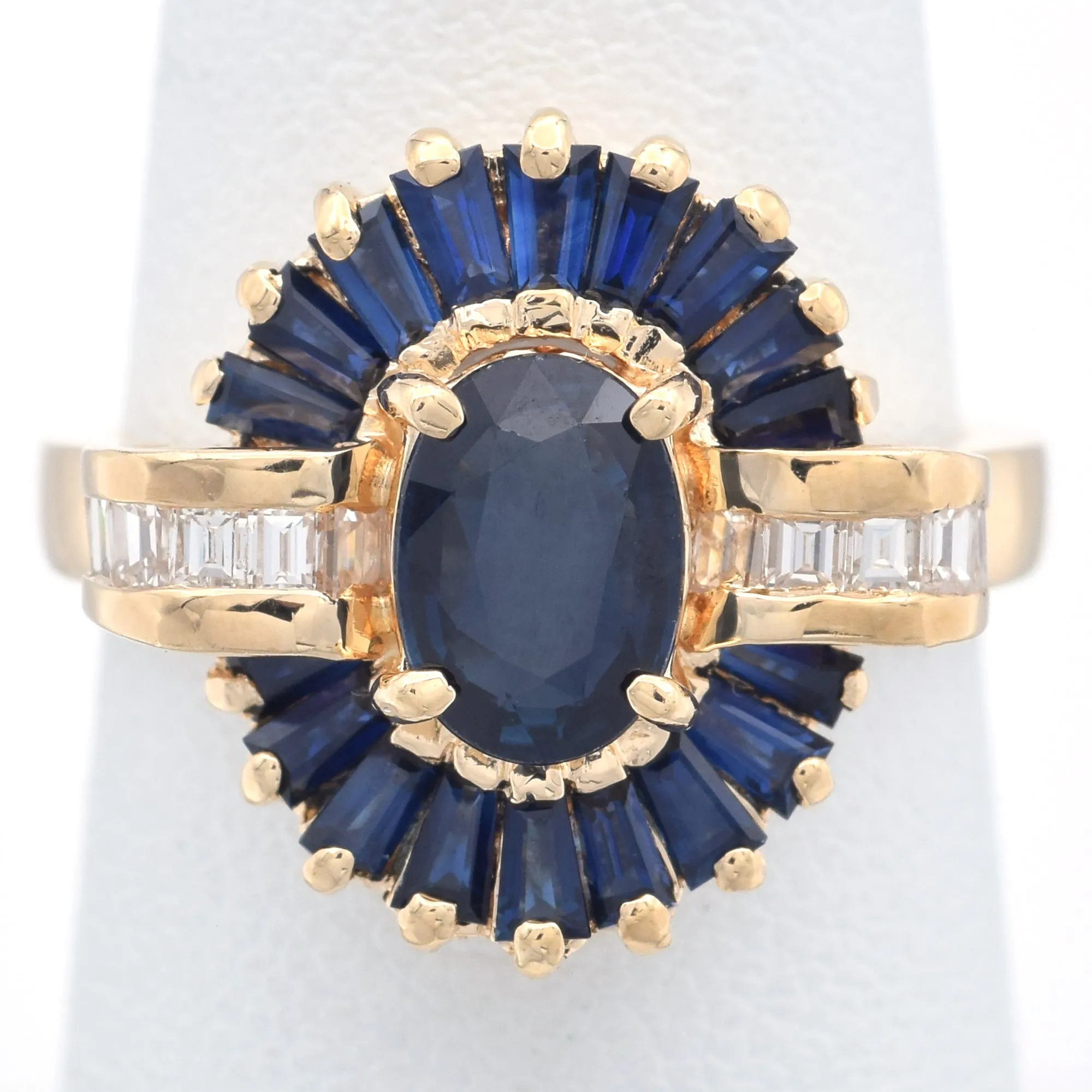 Estate 14K Yellow Gold Sapphire & 0.28 TCW Diamond Cocktail Ring Size 6.5