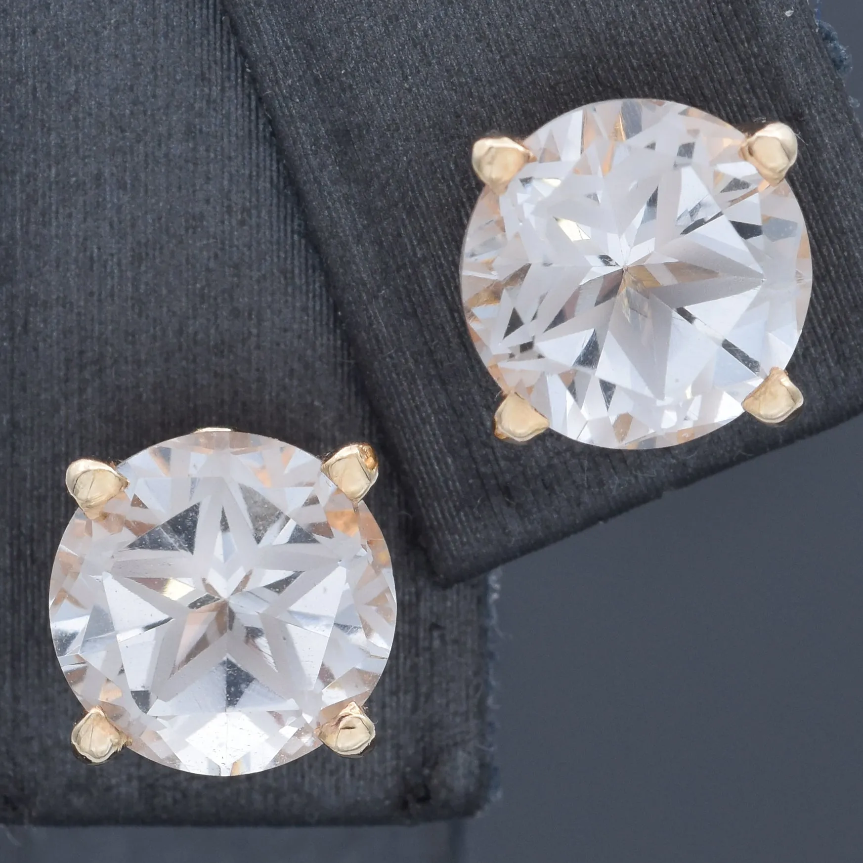 Estate White Sapphire 14K Yellow Gold Stud Earrings 8 mm