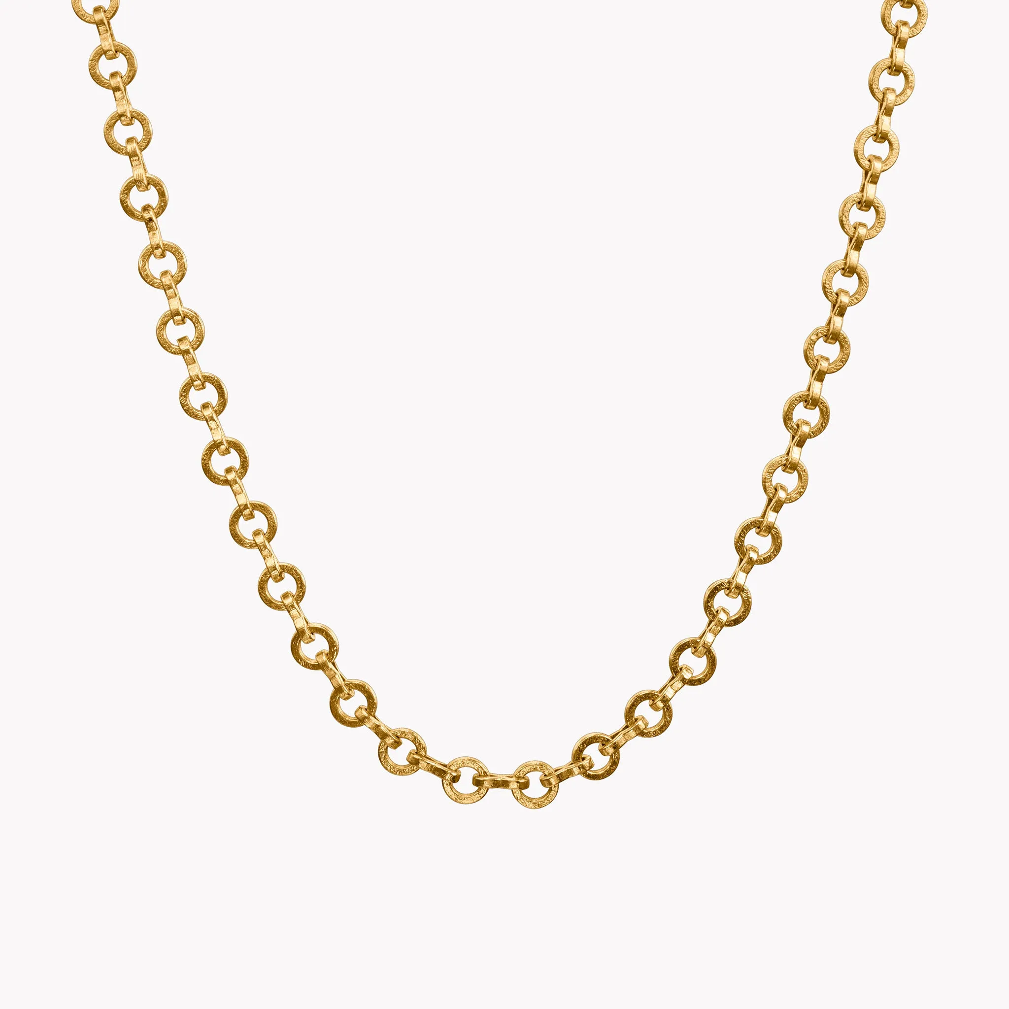 Medium Circle Link Textured Chain