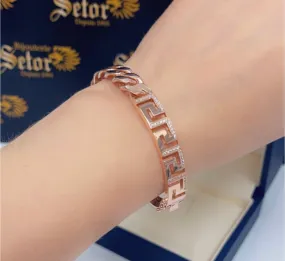 Rose gold bangle