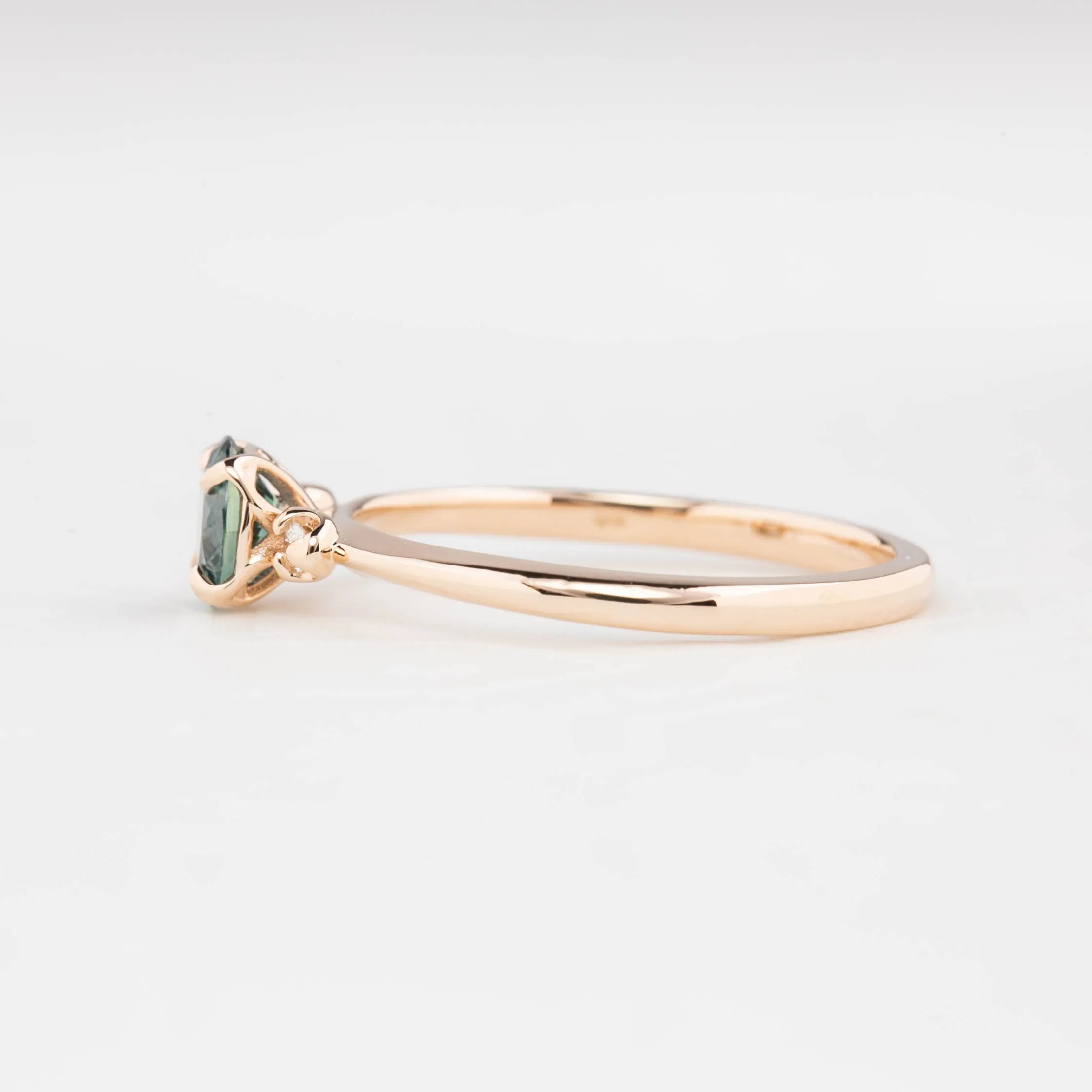 Sofia Ring 0.66ct Teal blue Montana Sapphire, 14K Rose Gold