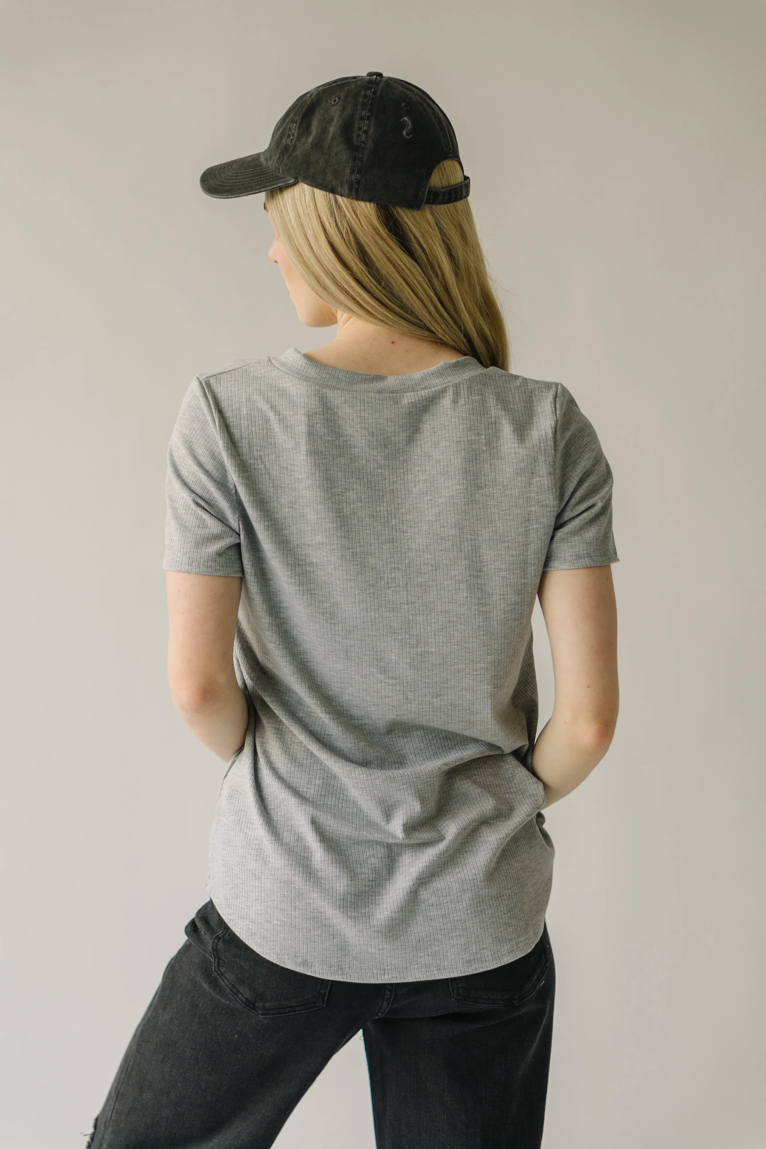 The Parkton Ribbed V-Neck Tee in Heather Grey