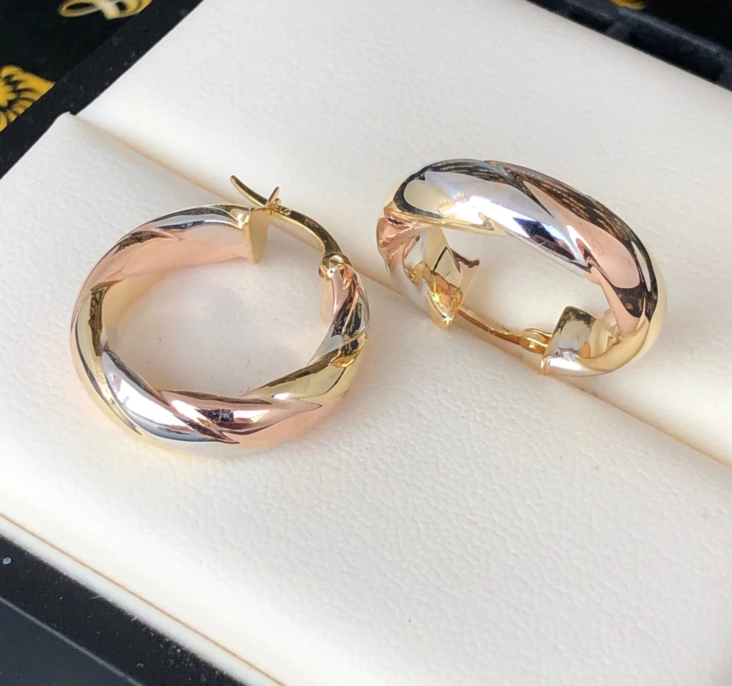 Three colours hoop earrings E095