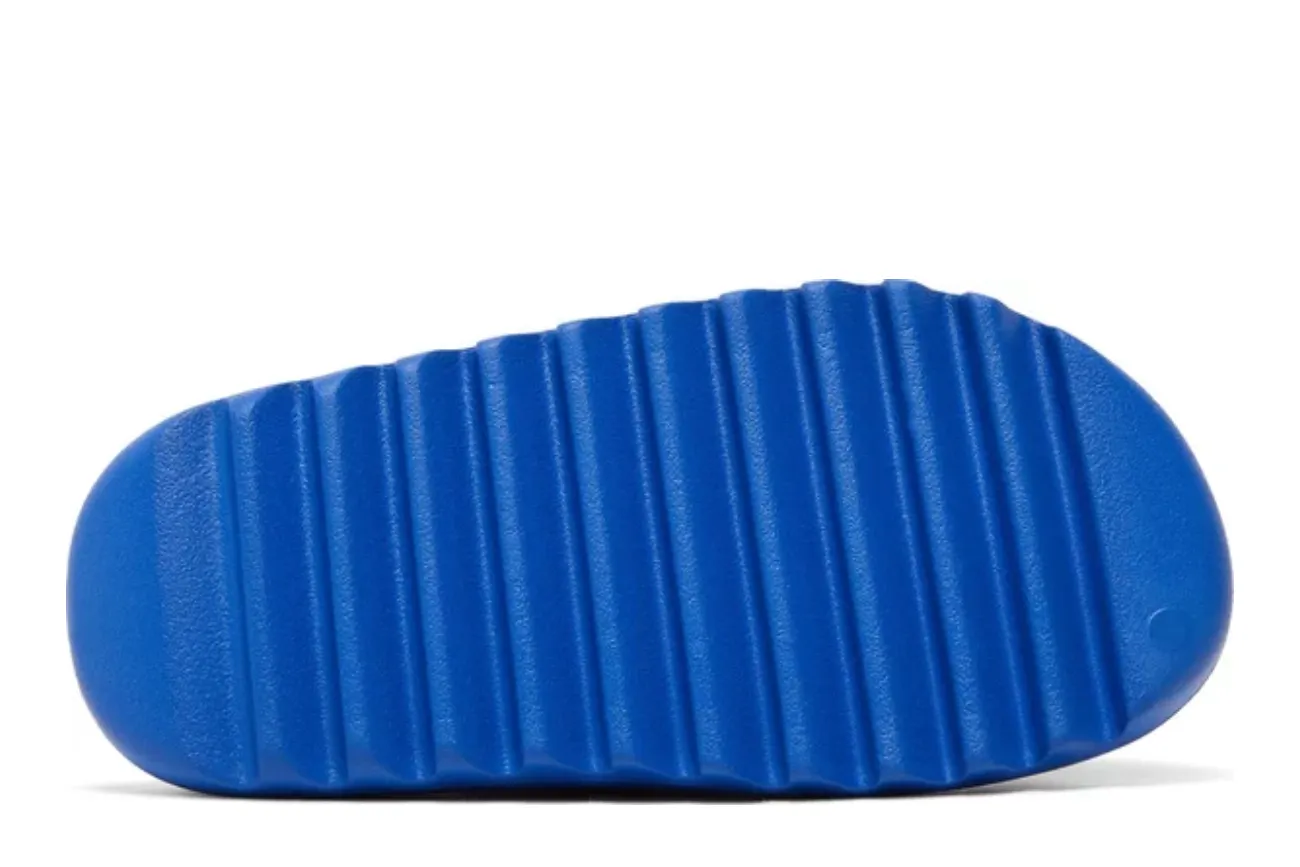 Yeezy Slides 'Azure'