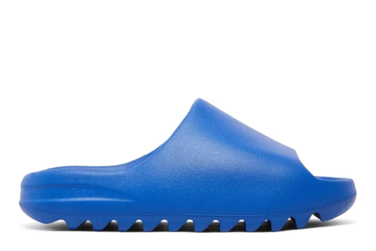 Yeezy Slides 'Azure'